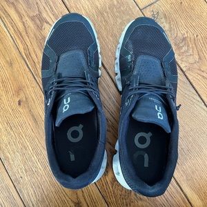 On cloud 5 black 12 HOURS ONLY